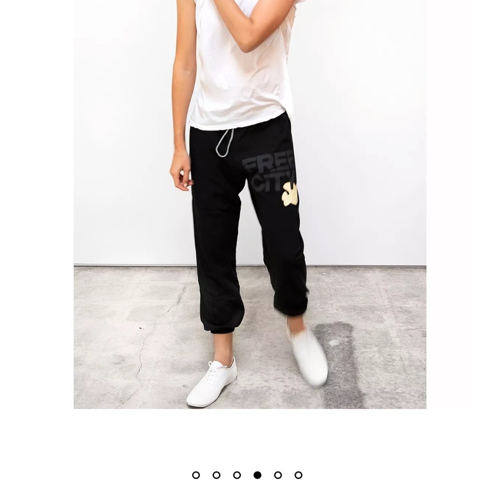 NWT Free City Logo Sweats